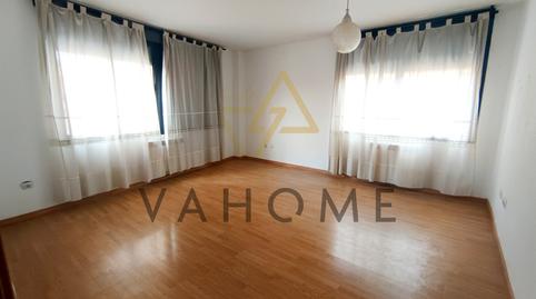 Foto 2 de Piso en venta en Urbanización San Isidro, Ocaña