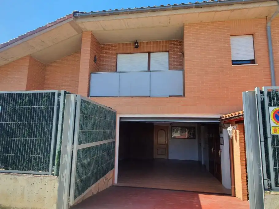 Exterior view of Houses for sale in Alegría-Dulantzi, Araba - Álava