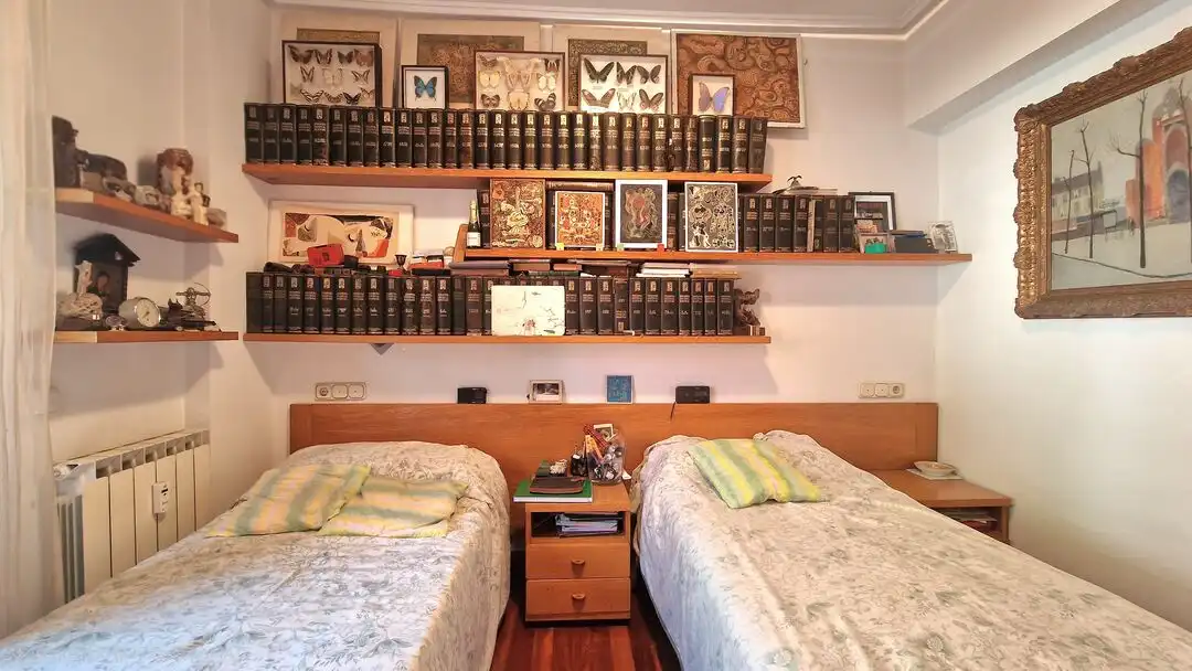 Bedroom of Flat for sale in Donostia - San Sebastián   with Heating, Terrace and Storage room
