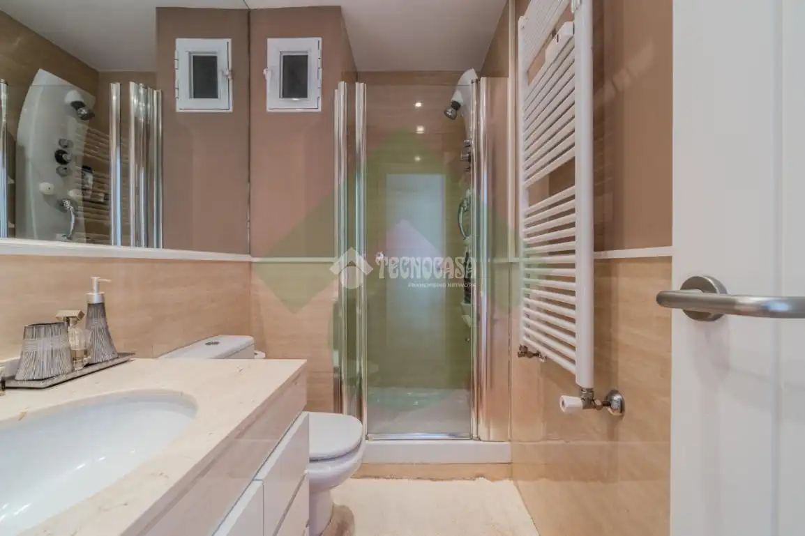 Appartamento con terrazza in affitto a Calle del Gral. Gallegos, imagen 21