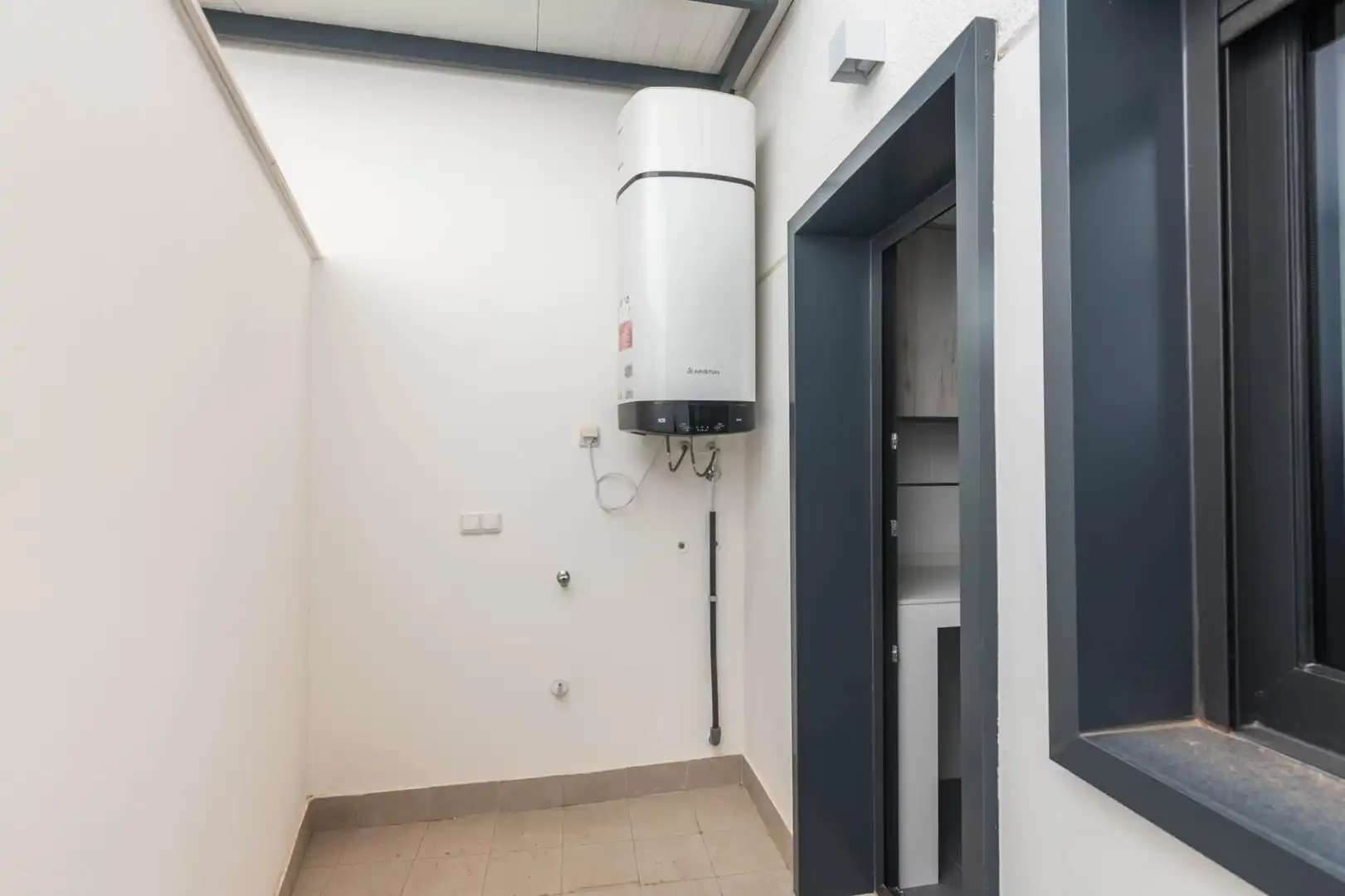 Piso en venta en Avenida ZARAICHE, La Flota