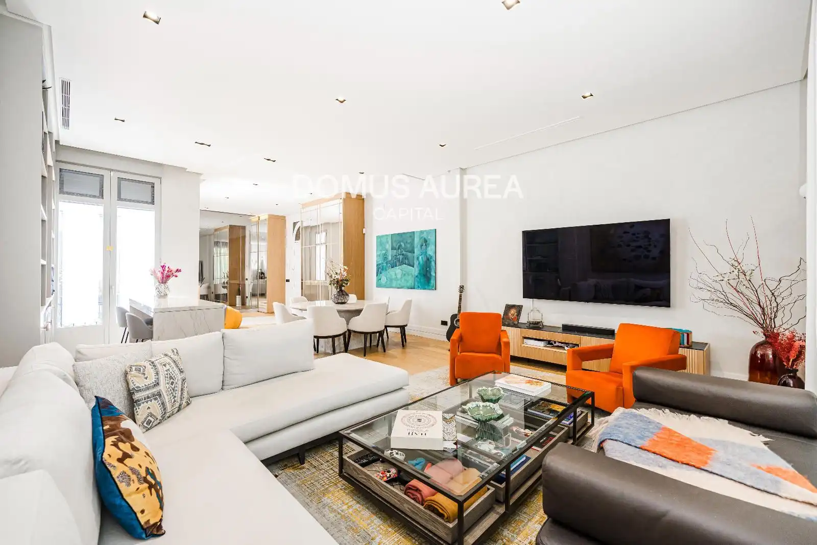 Living room of Flat for rent in Madrid  with Air Conditioner, Storage room and Furnished