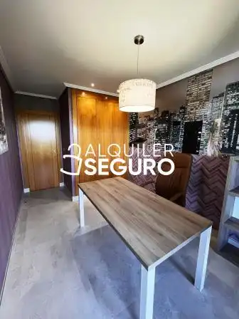 Piso de alquiler en Valladolid con Calefacción, Terraza y Trastero