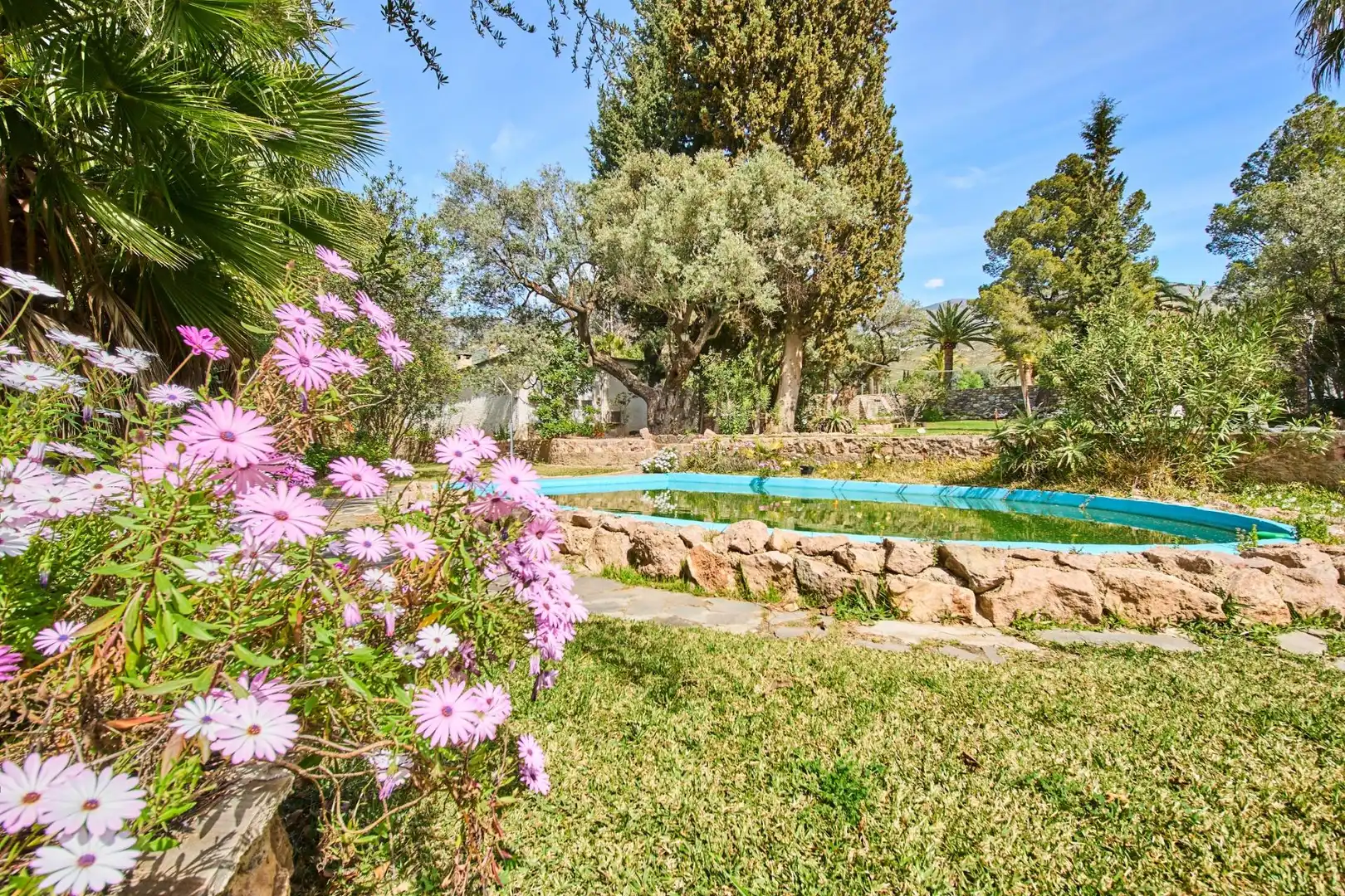Jardí de Finca rústica en venda en Órgiva amb Jardí privat, Terrassa i Moblat
