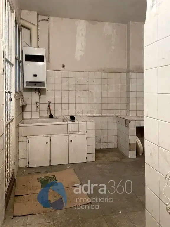 Local comercial de lloguer a General Vara De Rey, imagen 24