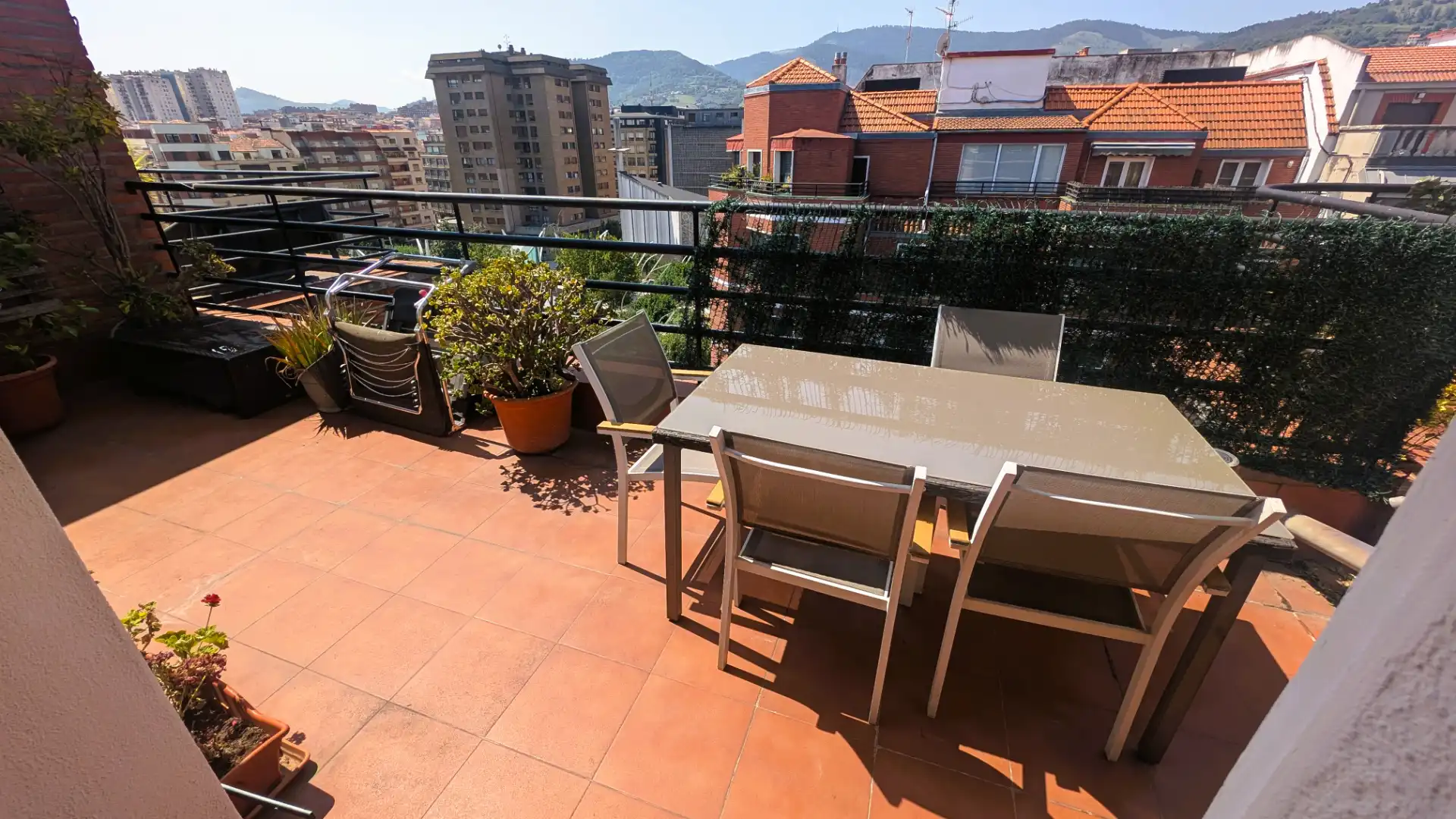 Terraza de Ático en venta en Bilbao  con Calefacción, Terraza y Amueblado