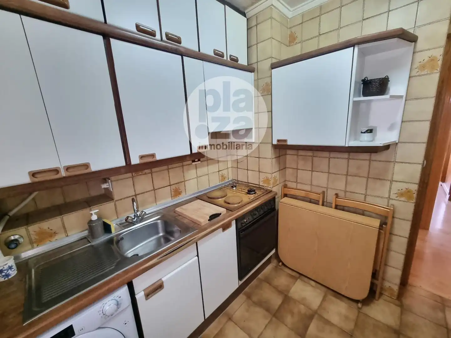 Cuina de Pis en venda en Burgos amb Calefacció, Terrassa i Moblat