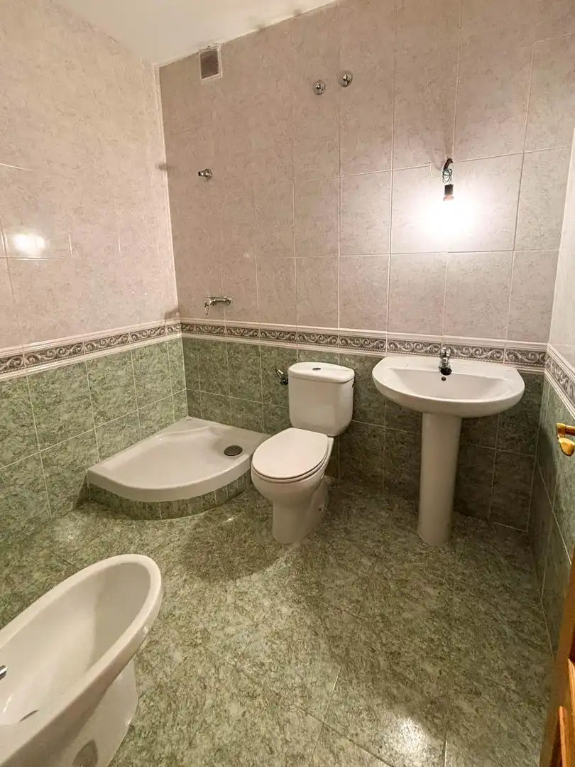Casa aparellada en venda a Galápagos, imagen 10