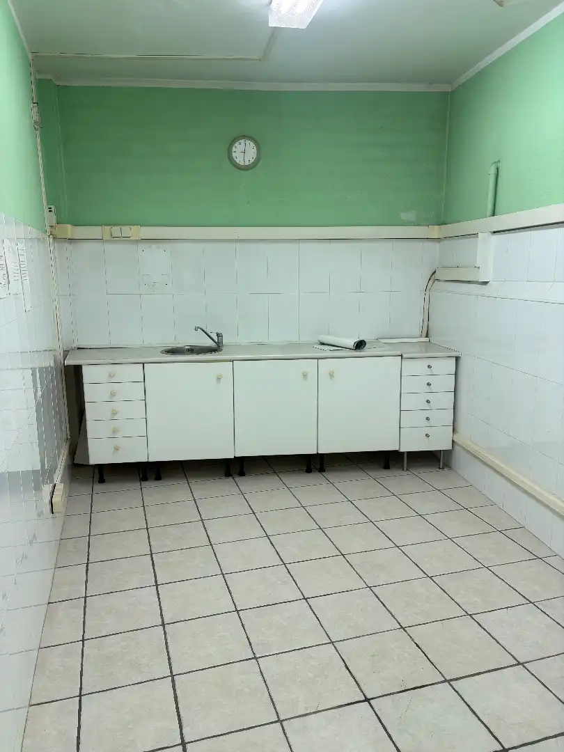 Business premises for sale in Carrer de Martorell, imagen 5