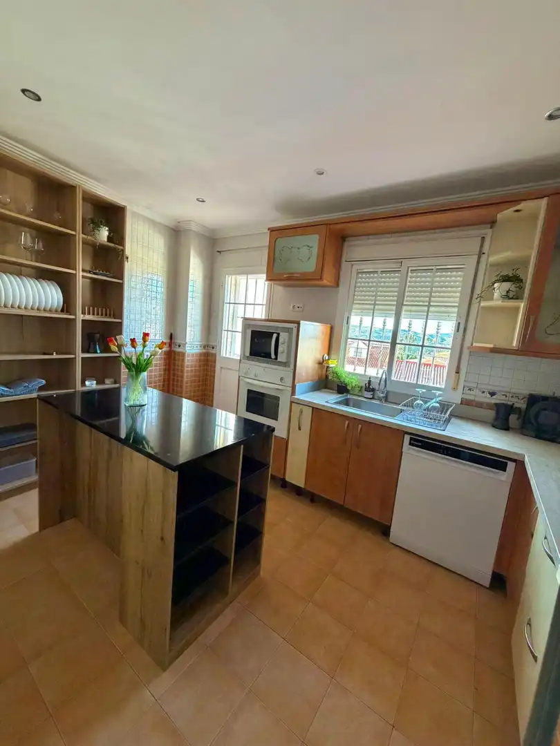 Casa bifamiliare con piscina in vendita a Puerto de la Torre - Atabal, imagen 4