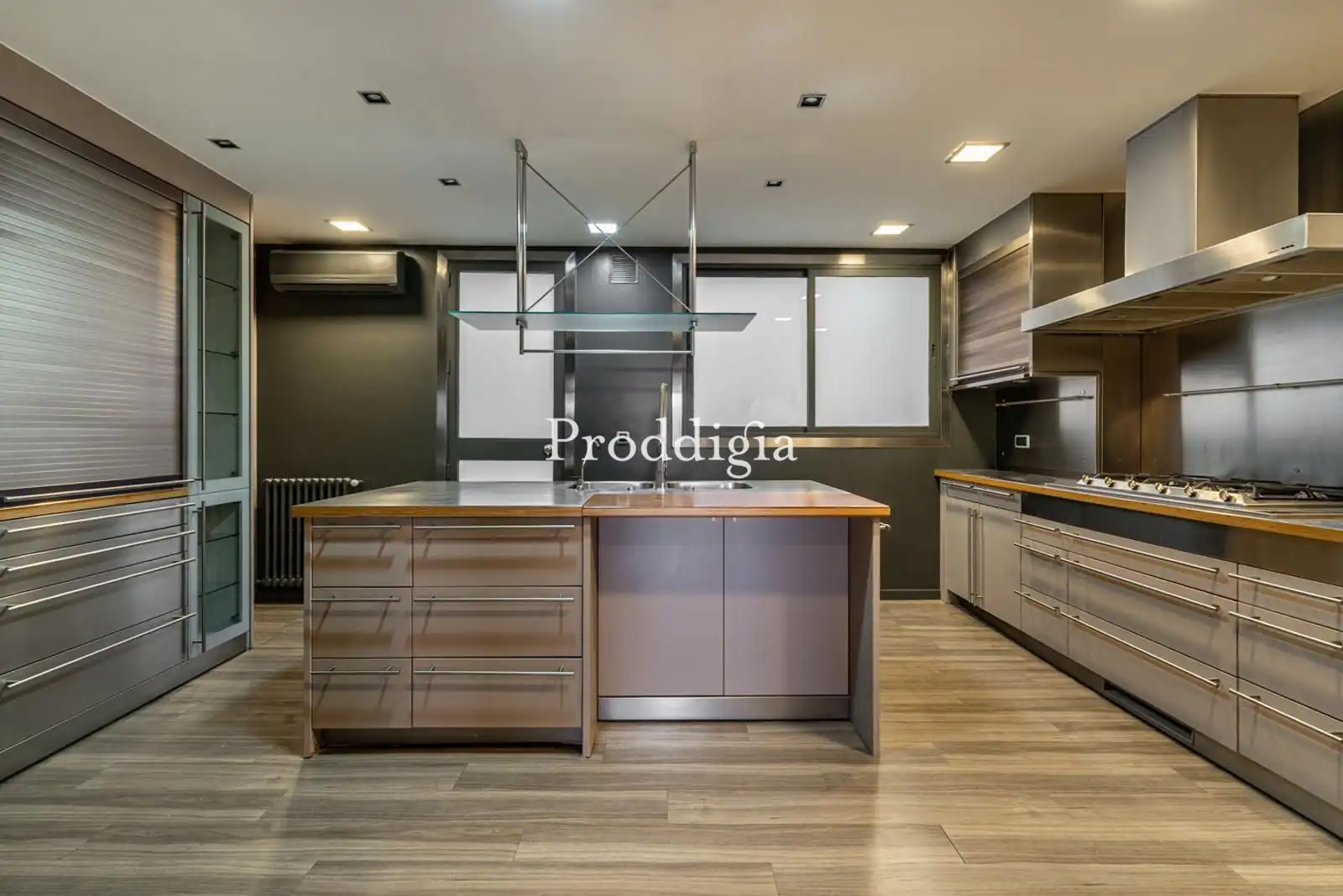 Kitchen of Flat for rent in Barcelona  with Air Conditioner, Heating and Terrace