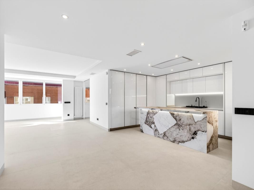 Cocina de Piso en venta en  Madrid Capital con Aire acondicionado y Calefacción