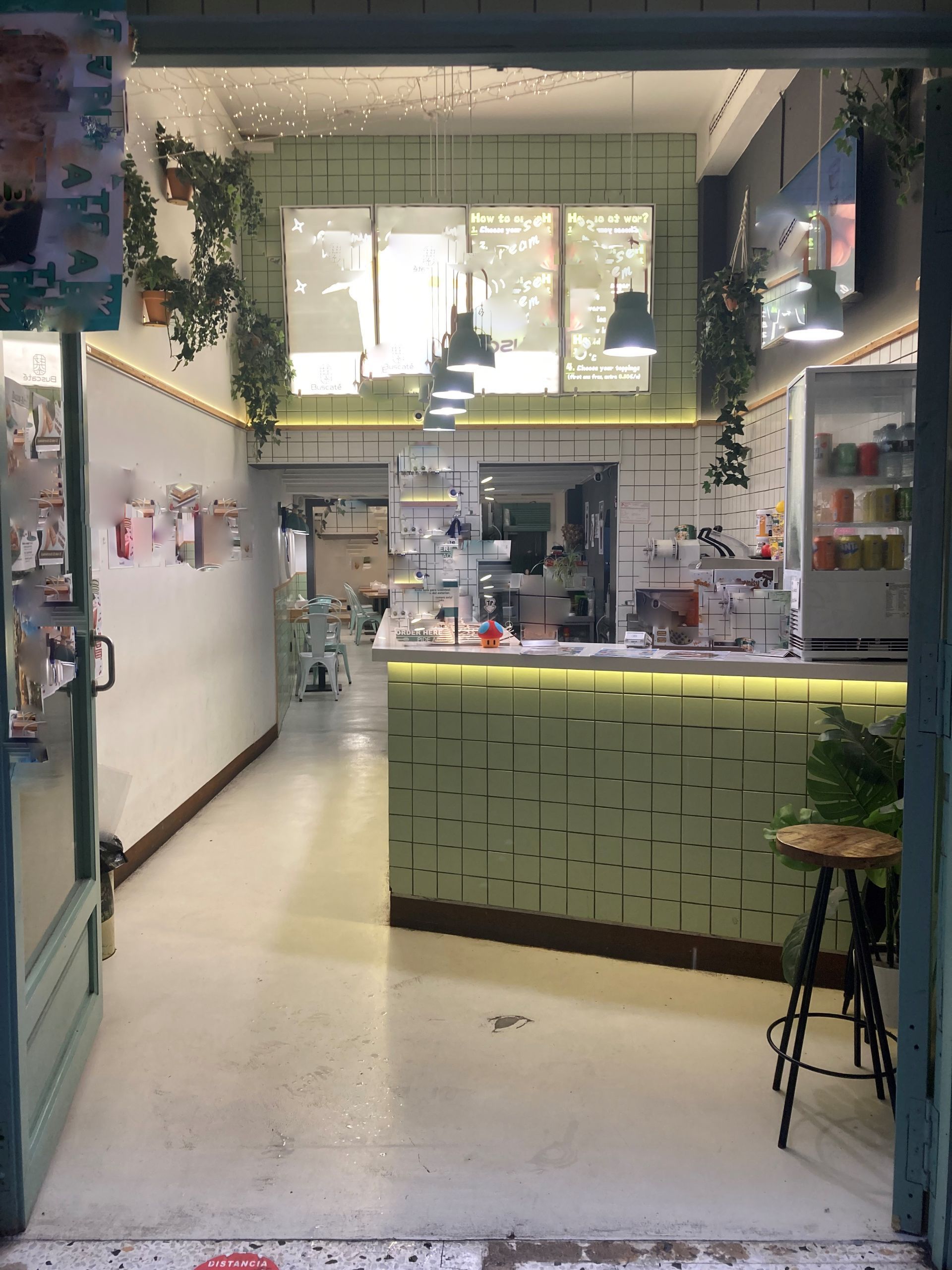 Local en traspaso en  Barcelona Capital con Aire acondicionado