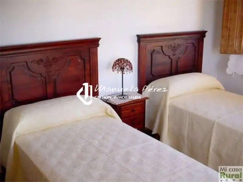 Bedroom of Country homes for sale in Cáceres  with Air Conditioner, Heating and Terrace