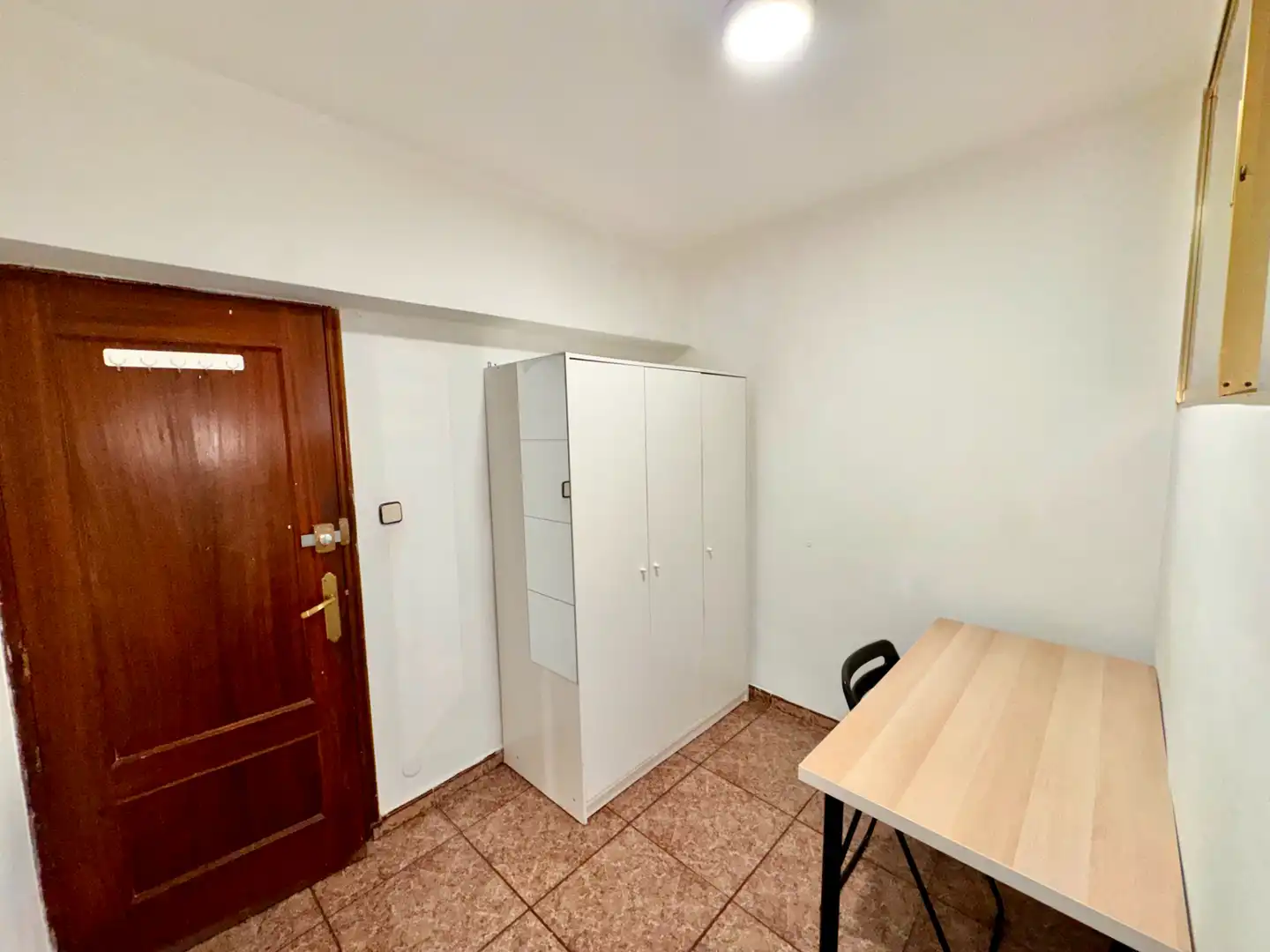 Dormitori de Pis en venda en Madrid amb Jardí privat, Traster i Moblat