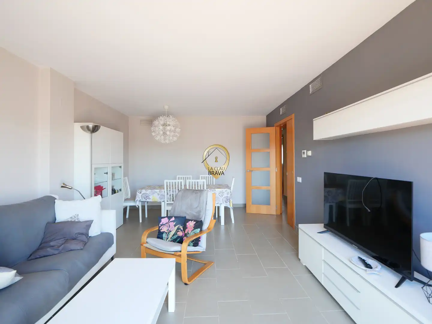 Living room of Flat for sale in Sant Feliu de Guíxols  with Air Conditioner, Heating and Terrace