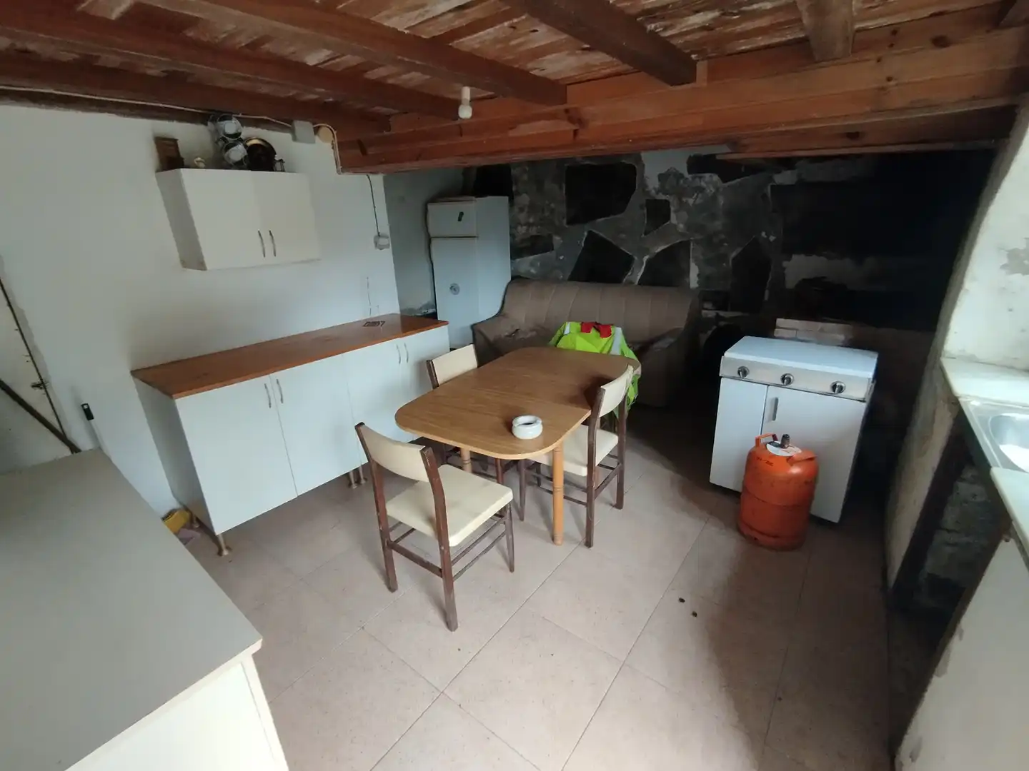 Einfamilien-Reihenhaus zum Verkauf in Viveiro