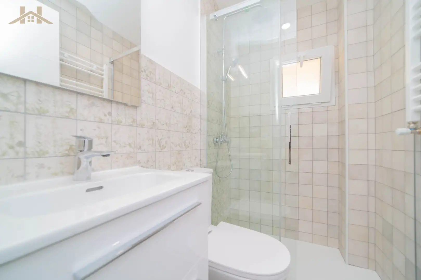Baño de Planta baja en venta en El Escorial con Calefacción, Jardín privado y Parquet
