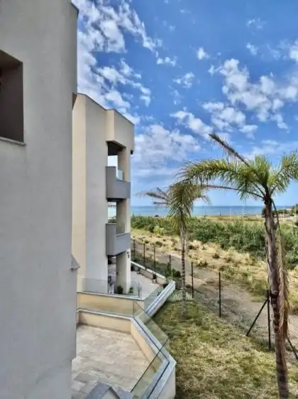Flat for rent in Calle Calle Italia, Almayate