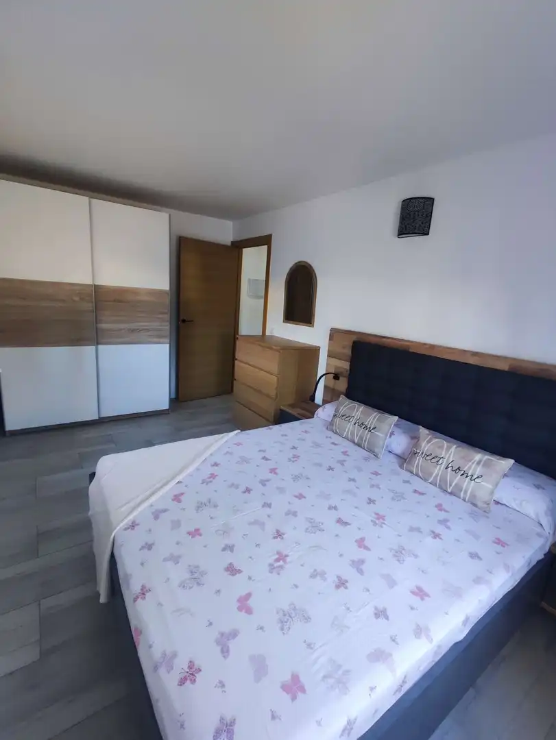 Habitación de Apartamento para compartir en Llucmajor con Aire acondicionado, Terraza y Amueblado