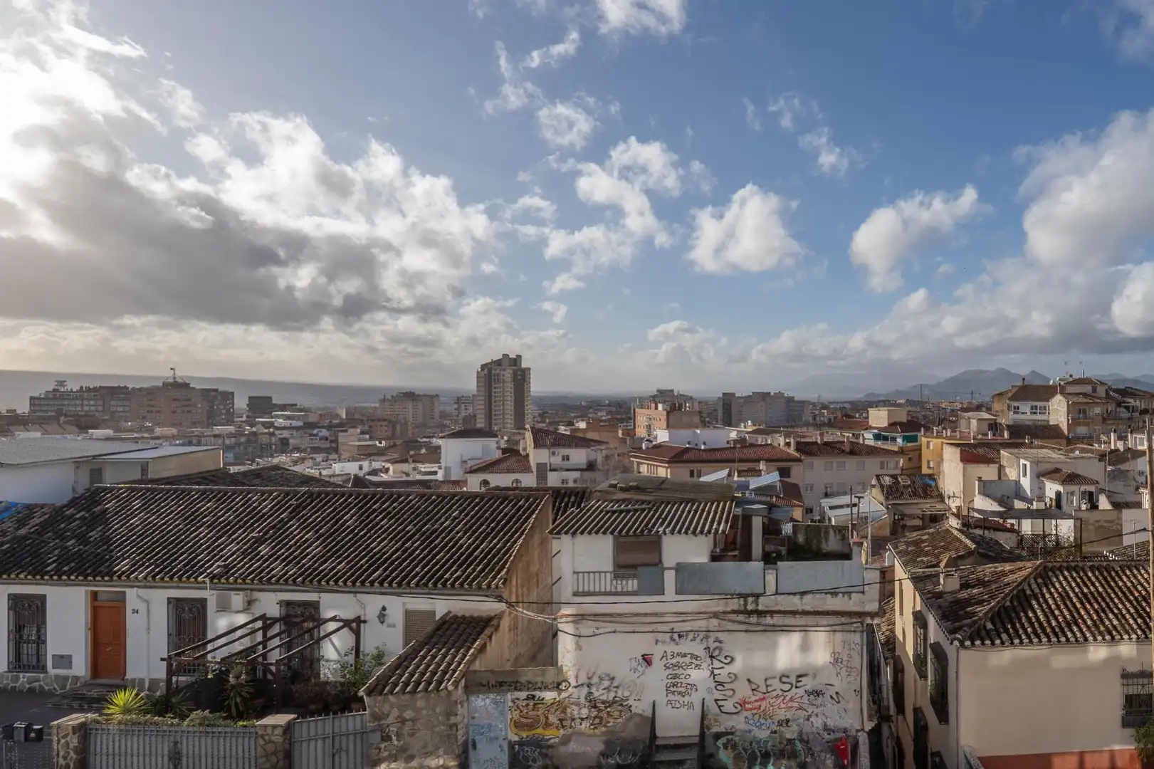 Vista exterior de Dúplex de alquiler en Granada con Aire acondicionado, Calefacción y Terraza