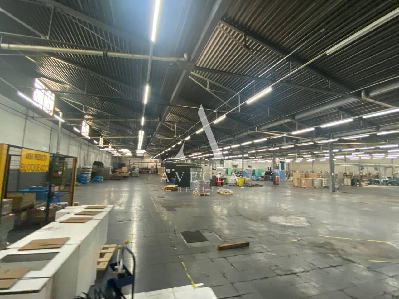 Vista exterior de Nau industrial de lloguer en Castellbell i el Vilar amb Calefacció