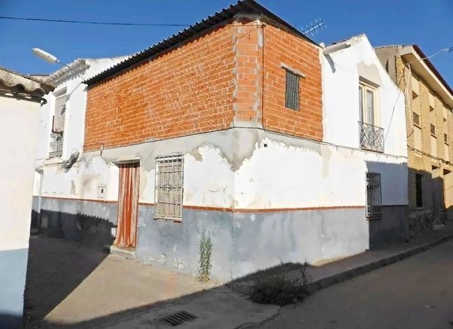 Außenansicht von Country house zum verkauf in Corral de Almaguer