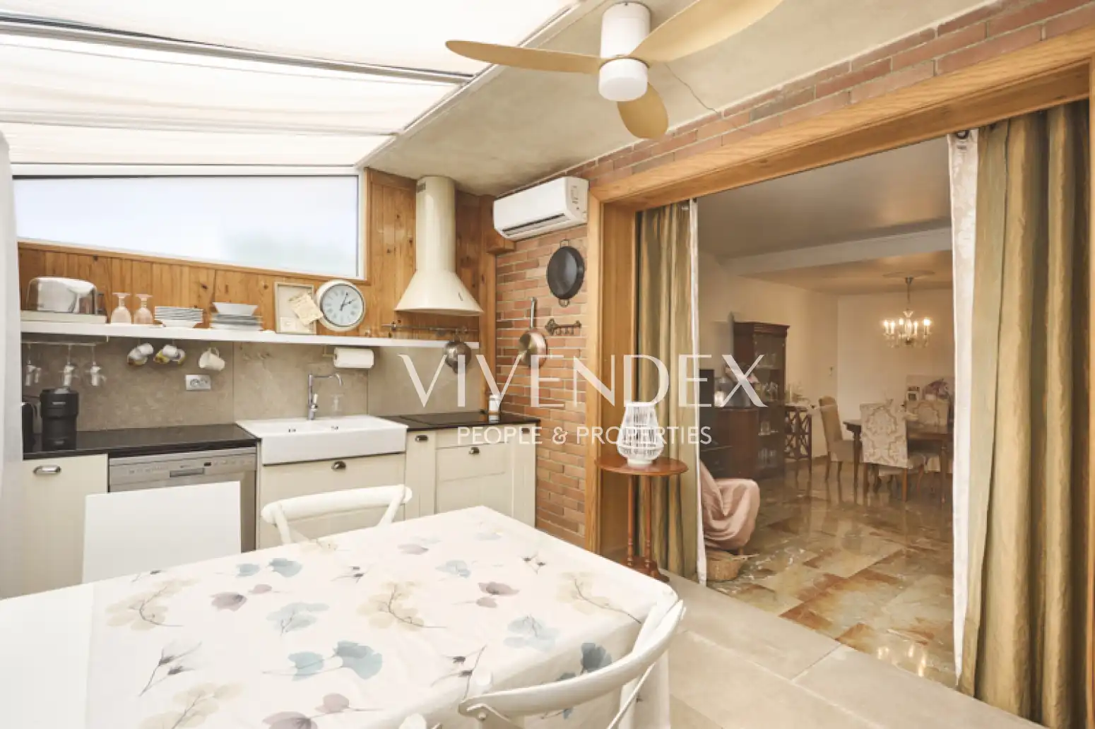 Kitchen of Houses for sale in Sant Vicenç Dels Horts  with Terrace