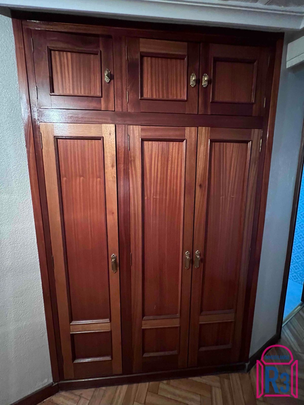 Dormitori de Pis en venda en León Capital  amb Calefacció i Terrassa