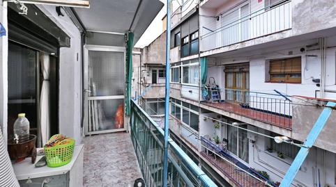 Foto 3 de Piso en venta en El Carmel,  Barcelona Capital