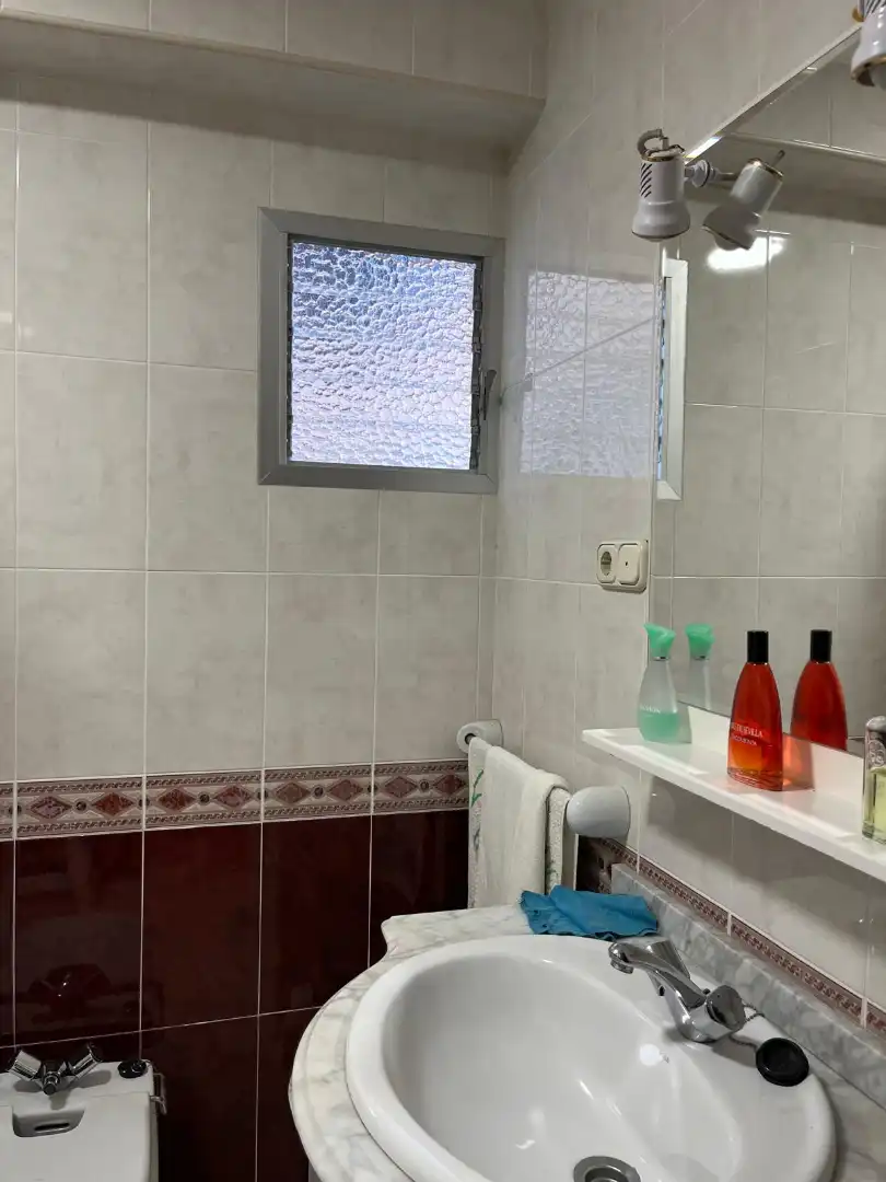 Badezimmer von Wohnung zum Verkauf in Málaga mit Klimaanlage, Terrasse und Abstellraum