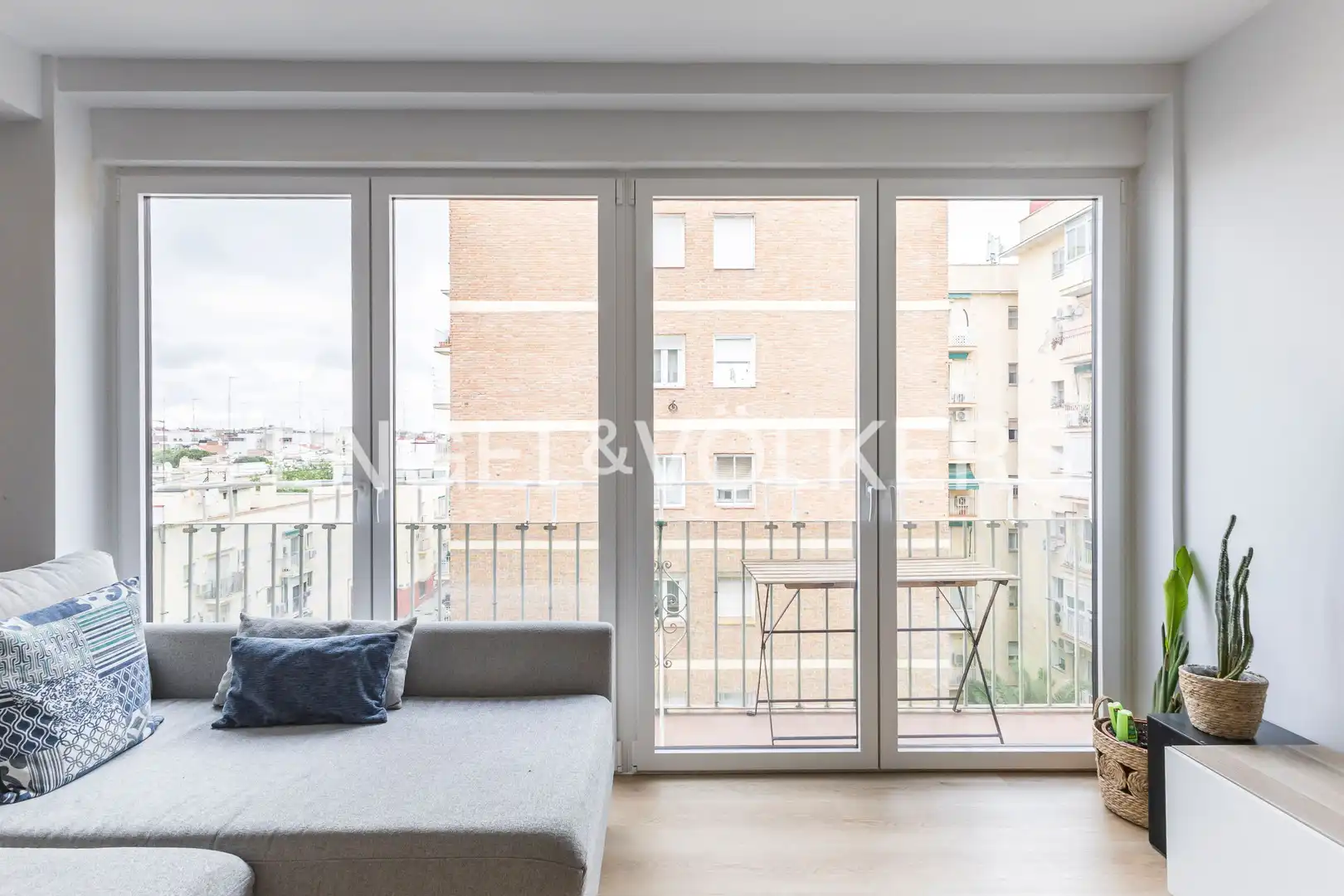 Terrasse von Wohnung zum Verkauf in Madrid mit Klimaanlage, Heizung und Privatgarten