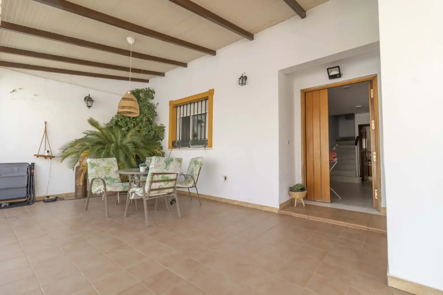 Casa adosada en venda en Gines amb Aire condicionat, Jardí privat i Terrassa