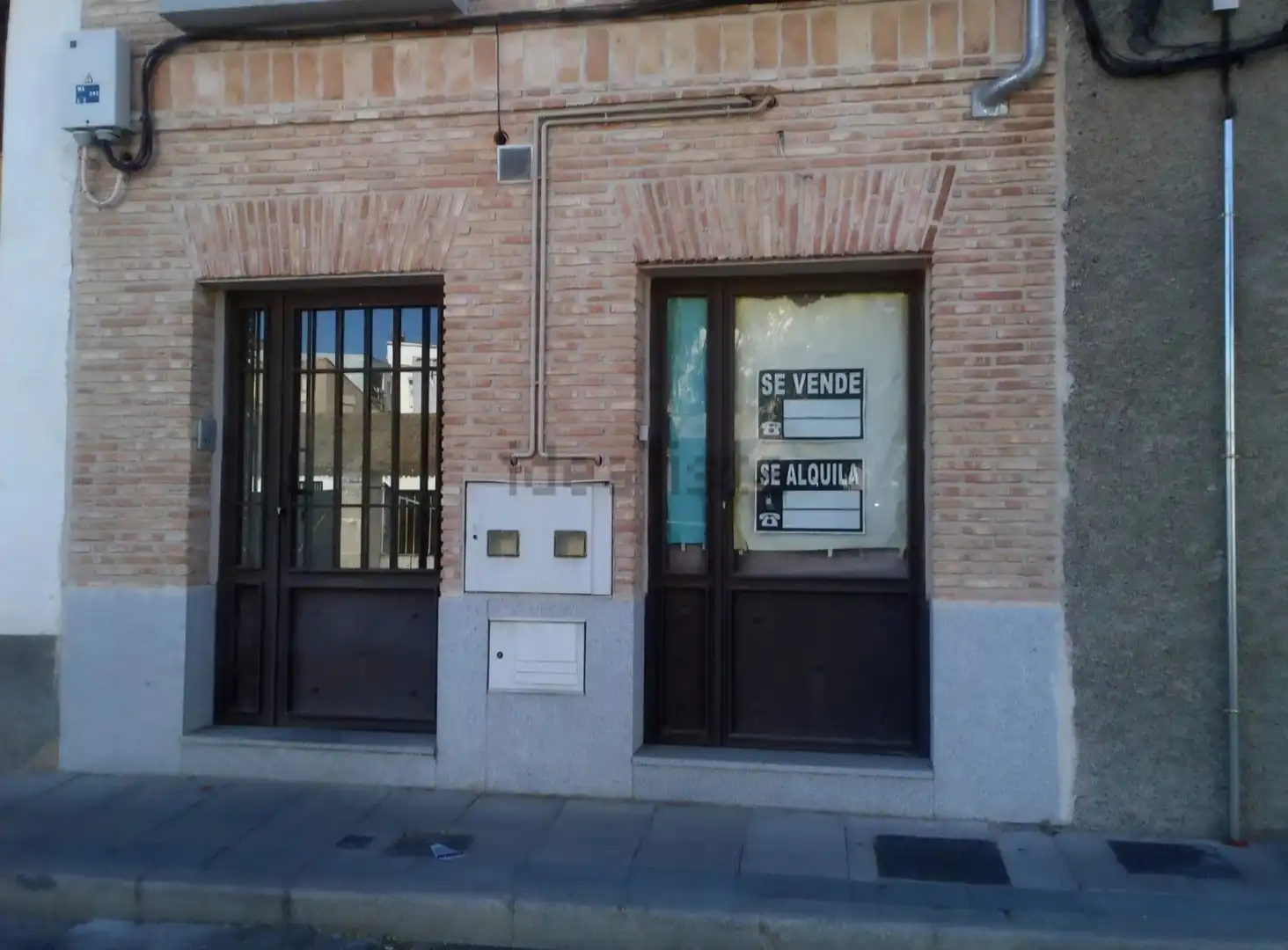 Local comercial en venda a Calle de los Cardeñas