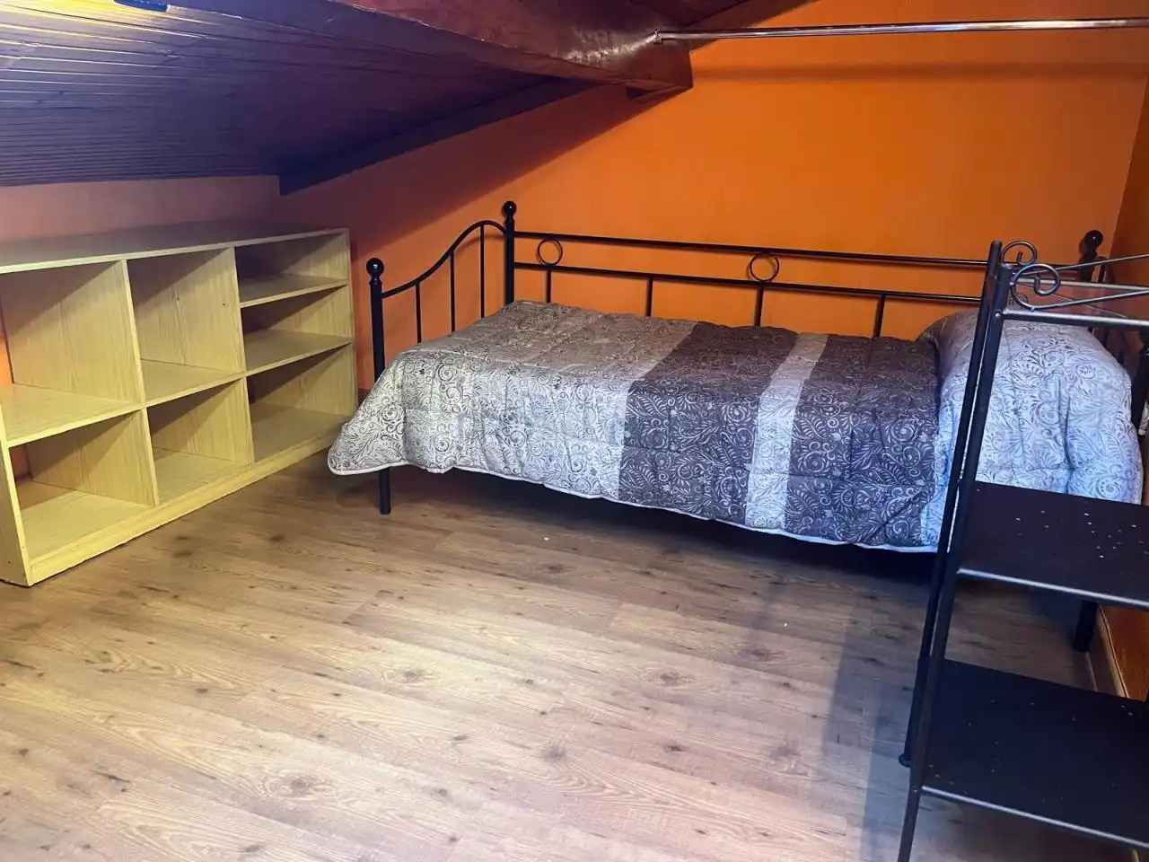 Schlafzimmer von Wohnungen zum Verkauf in León Capital  mit Heizung und Möbliert
