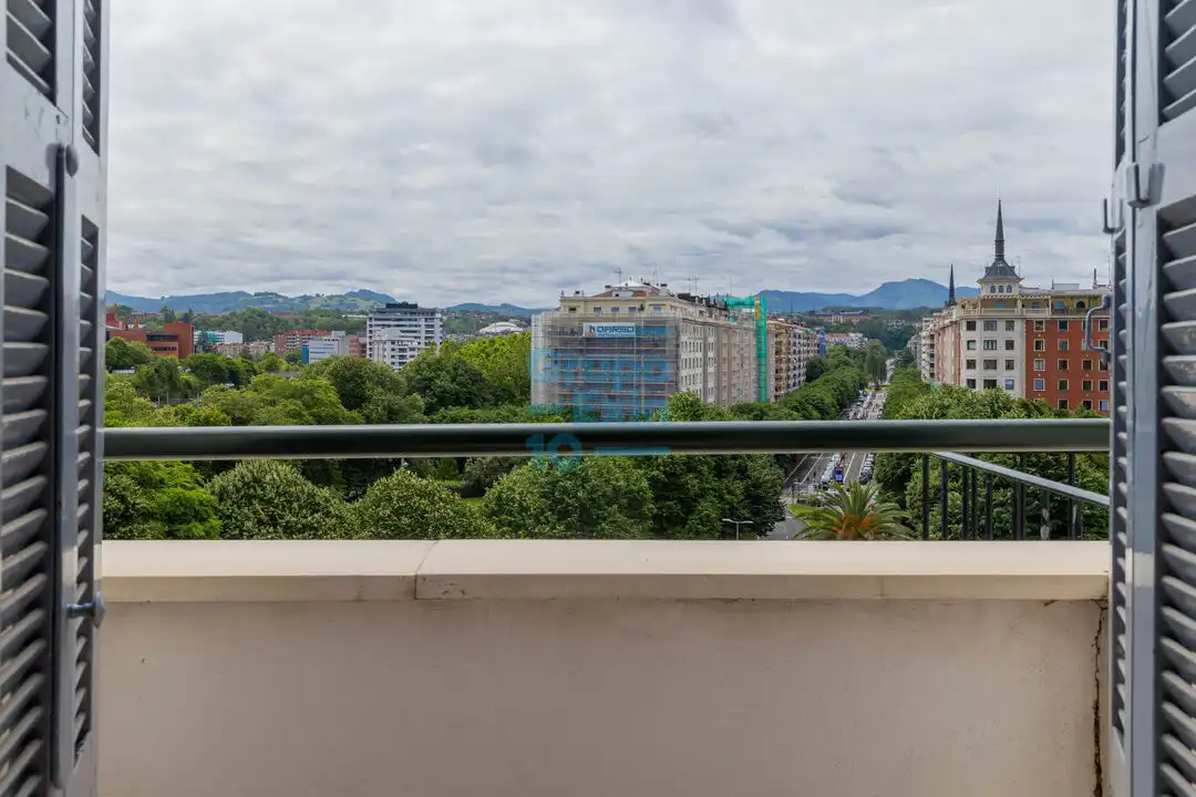 Attic for sale in Amara Zaharra - Arbaizenea