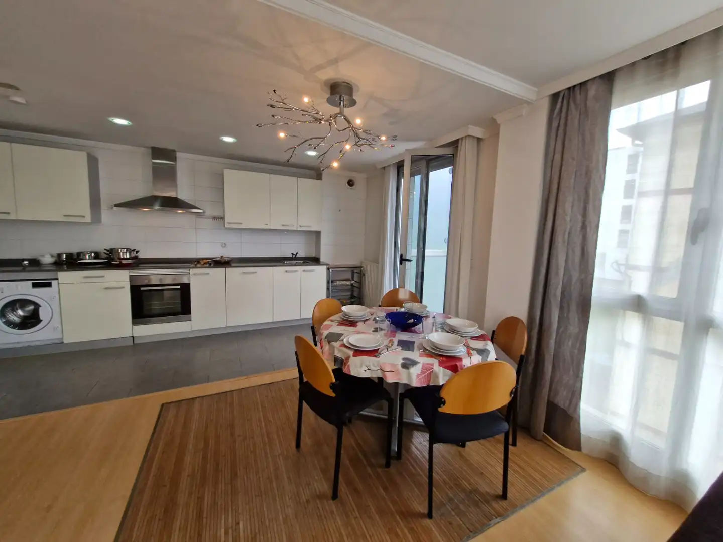 Esszimmer von Wohnung zur Miete in Leioa mit Heizung, Parkett und Möbliert