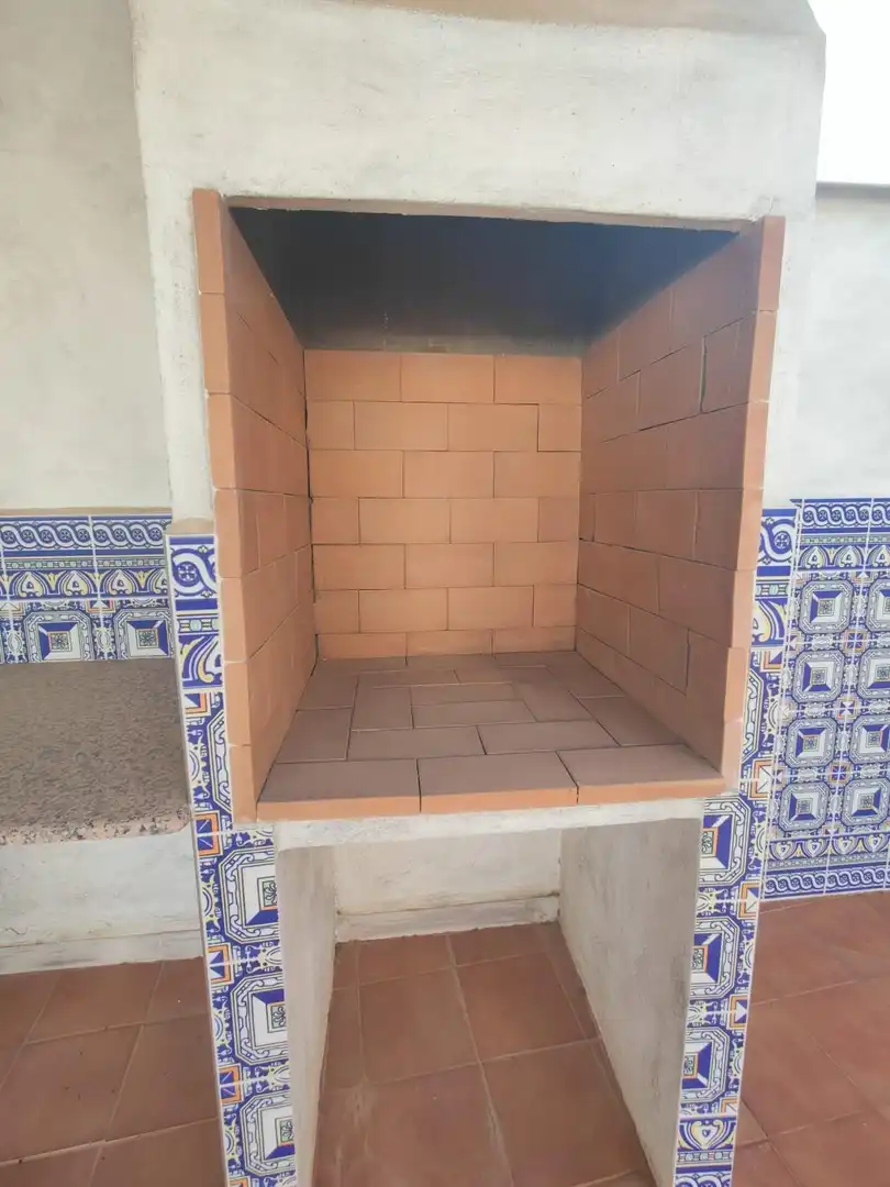 Wohnung zum Verkauf in Ceutí mit Terrasse, Abstellraum und Balkon