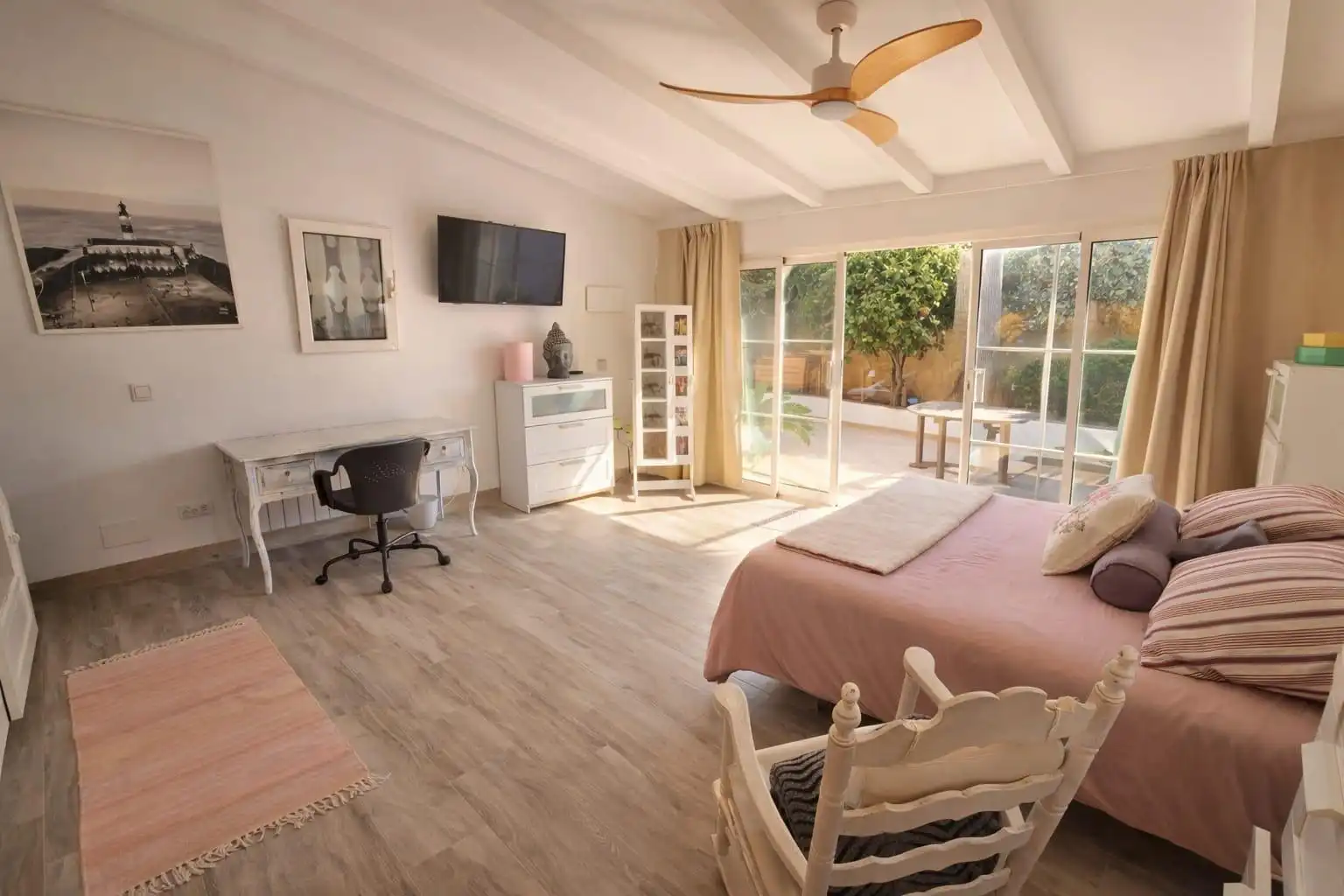 Bedroom of Houses for sale in Llucmajor  with Air Conditioner, Private garden and Terrace