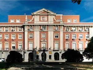 Vista exterior de Pis en venda en  Madrid Capital amb Rentadora