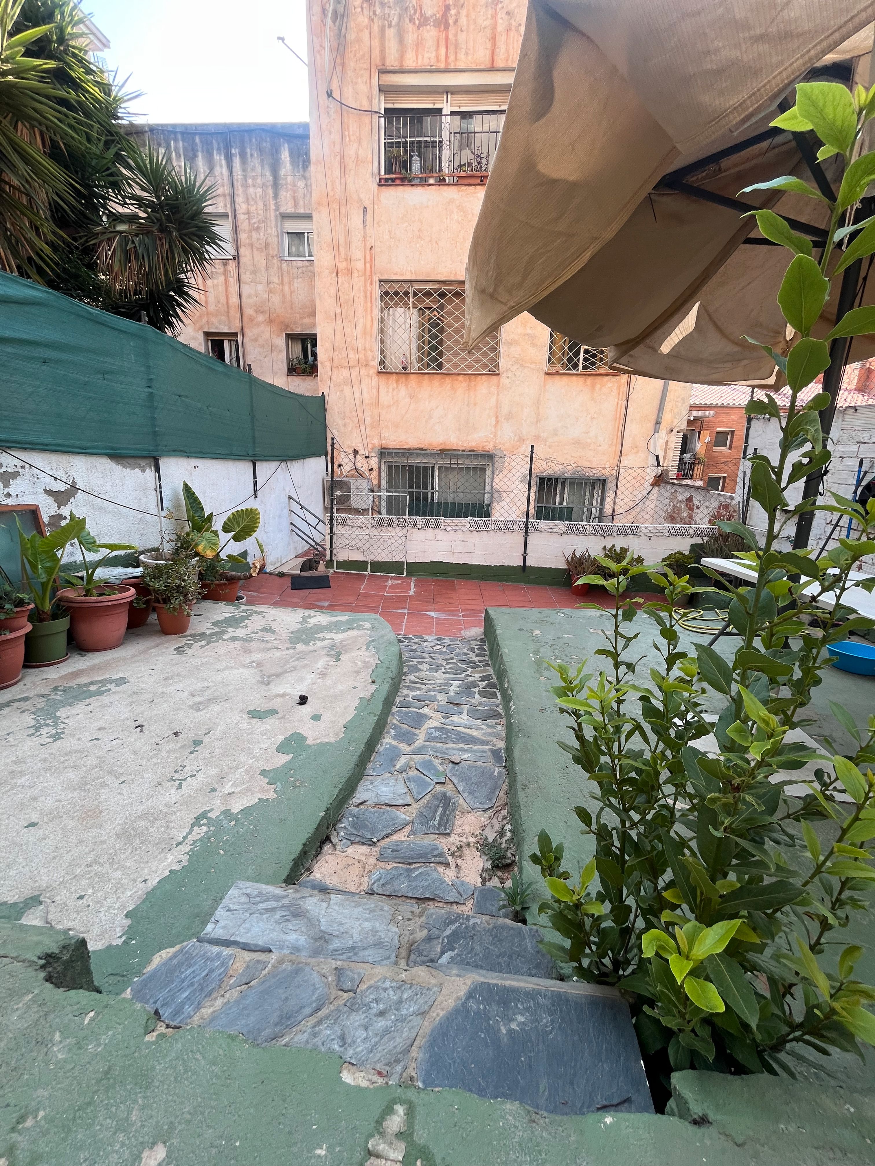 Terrassa de Planta baixa en venda en Santa Coloma de Gramenet amb Terrassa