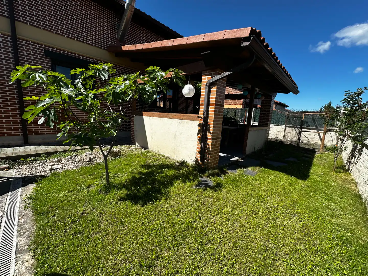 Vista exterior de Casa o chalet en venta en Renedo de Esgueva