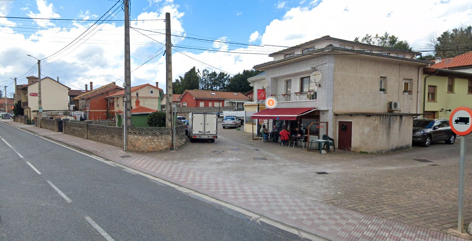 Einfamilien-Reihenhaus zum Verkauf in Barrio el Carmen, Revilla