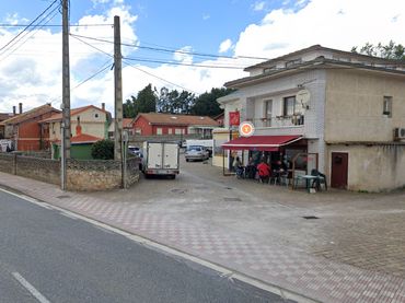 Casa pareada con balcón en venta en Barrio el Carmen