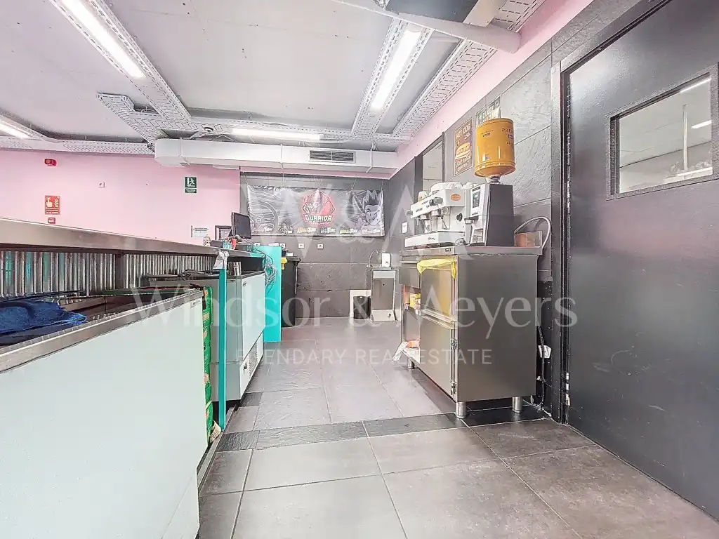 Locale commerciale in cessione a Carrer Isabelle Sandy, 2-4 2-4, imagen 7