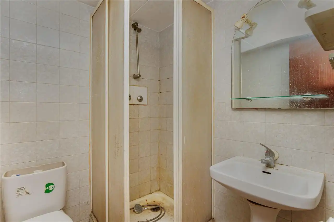 Casa aparellada amb piscina en venda a De La Illeta, imagen 4