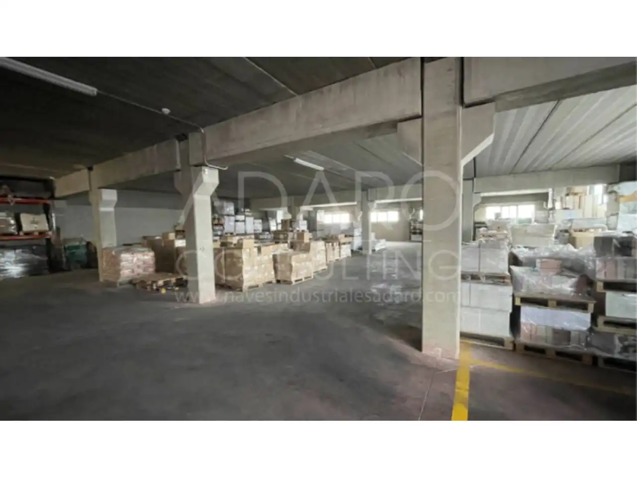 Parkplatz von Fabrikhallen zum Verkauf in Móstoles