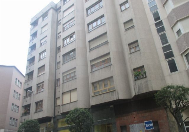 Vista exterior de Piso en venta en Gijón 
