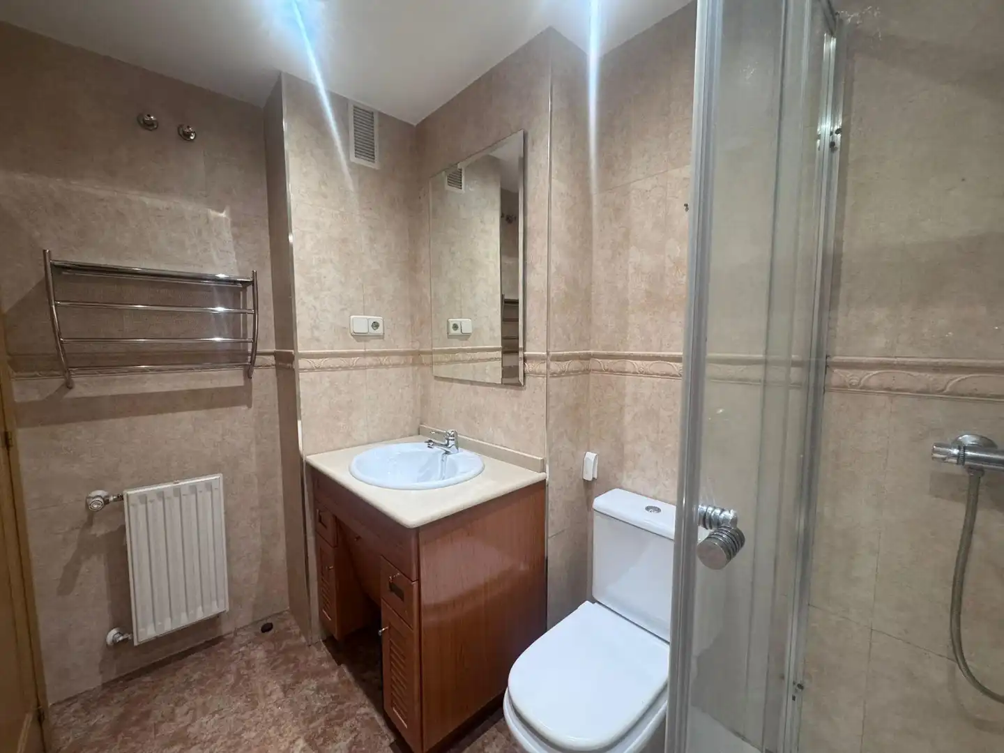 Baño de Piso en venta en Madrid con Aire acondicionado, Calefacción y Parquet