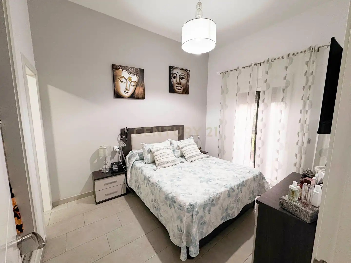 Schlafzimmer von Wohnung zum Verkauf in Campillos mit Klimaanlage, Privatgarten und Gemeinschaftspool